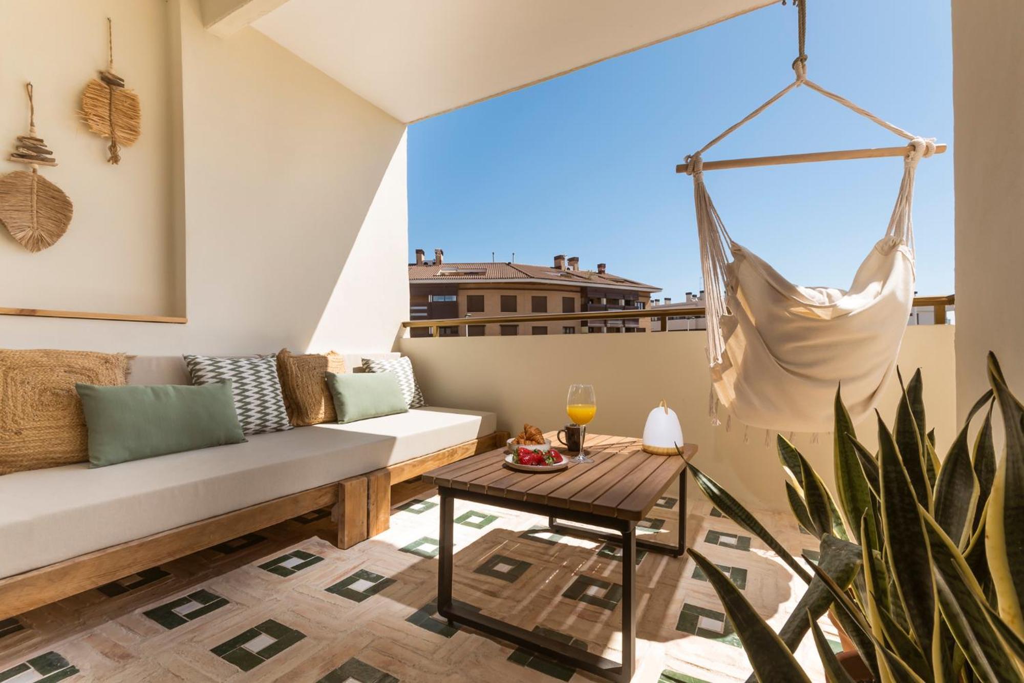 K-Sense By Nuka Homes Platja de Larenal Kültér fotó