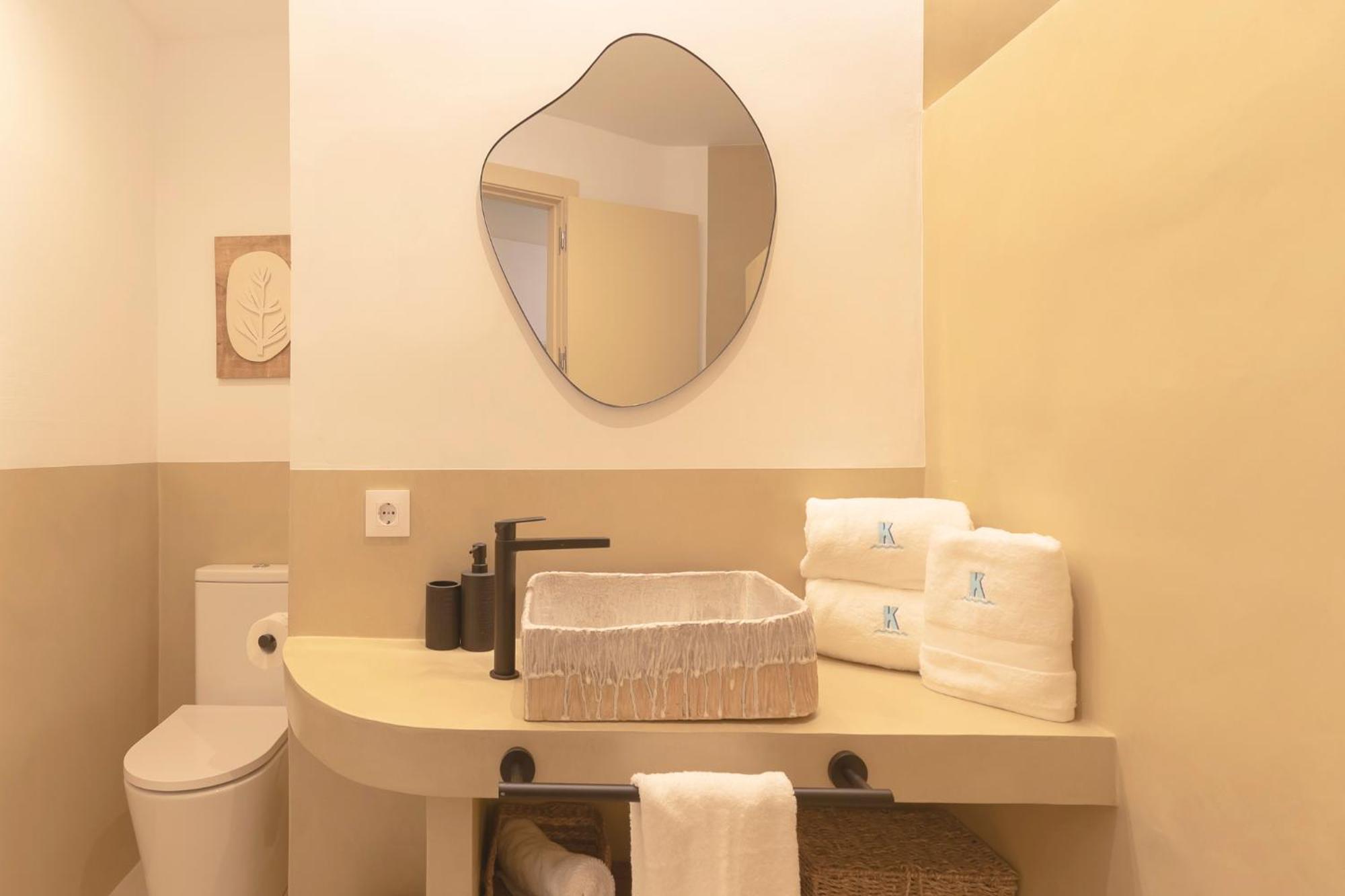 K-Sense By Nuka Homes Platja de Larenal Kültér fotó